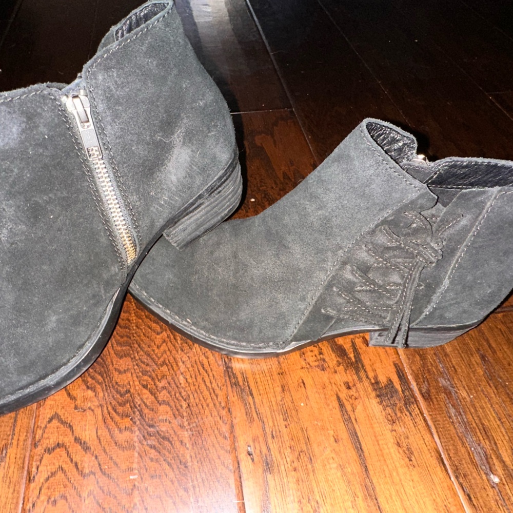 Gorgeous black suede boots by BORN SZ 7.5 super comfy